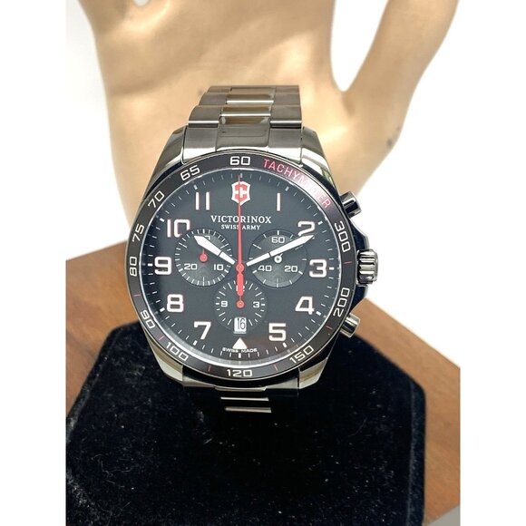 Victorinox Swiss Army Men's Watch 241890 FieldForce Quartz Chronograph 42mm - Picture 1 of 14